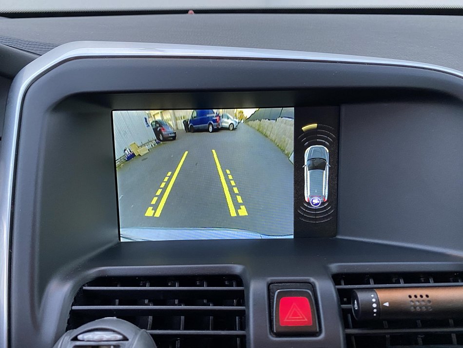 Volvo XC60 2.4D Summum 4x4