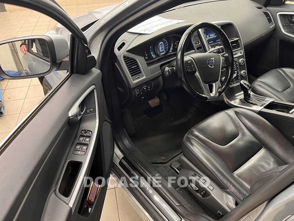 Volvo XC60 2.4D Summum