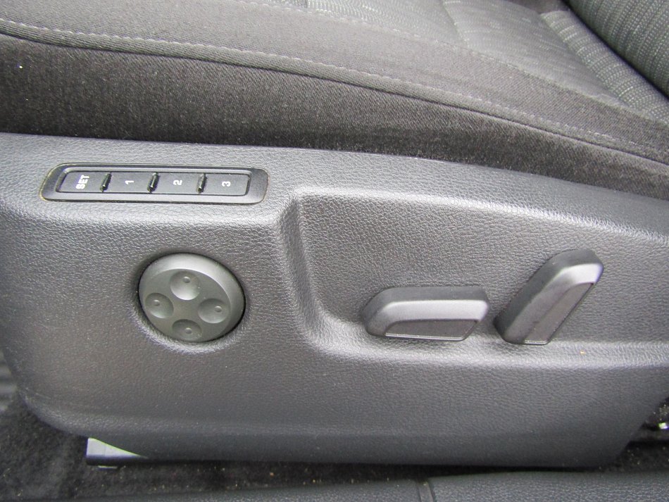 Škoda Superb II 2.0TDi Elegance 4x4