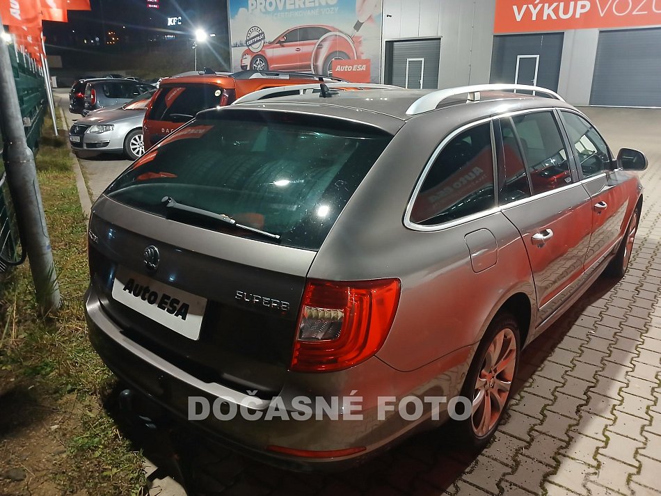 Škoda Superb II 2.0TDi Elegance