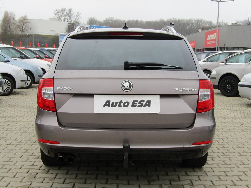 Škoda Superb II 2.0TDi Elegance 4x4