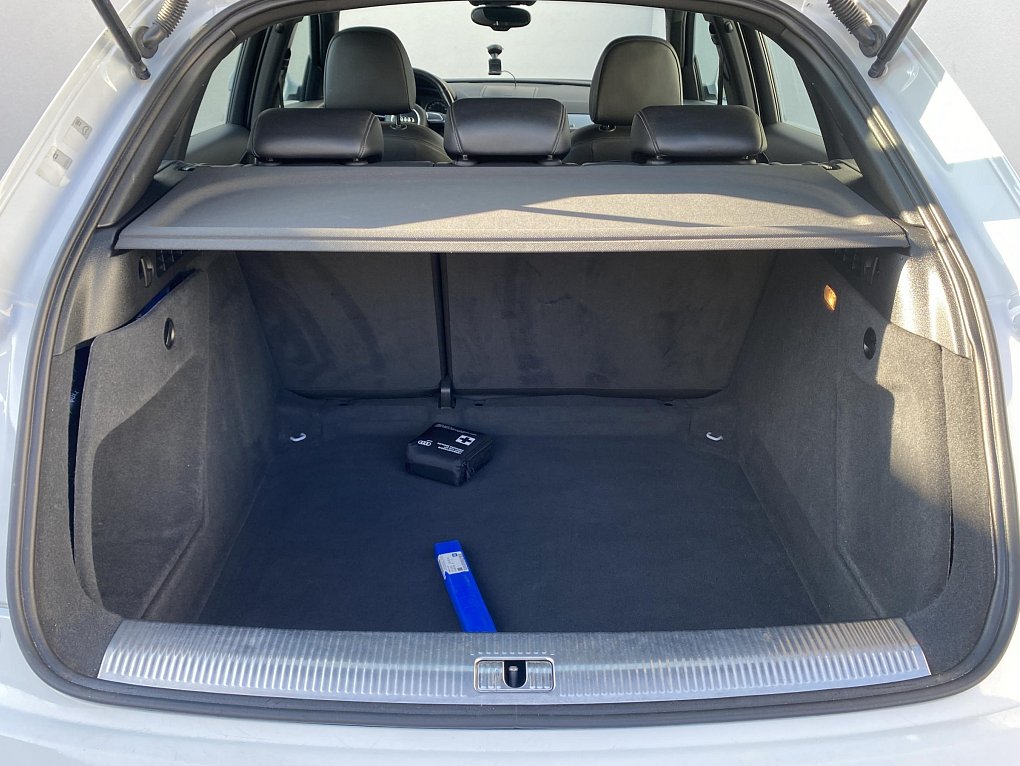 Audi Q3 2.0 TFSi S-line quattro