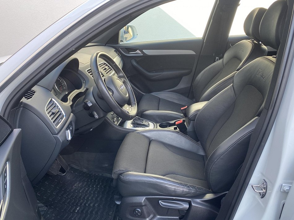 Audi Q3 2.0 TFSi S-line quattro