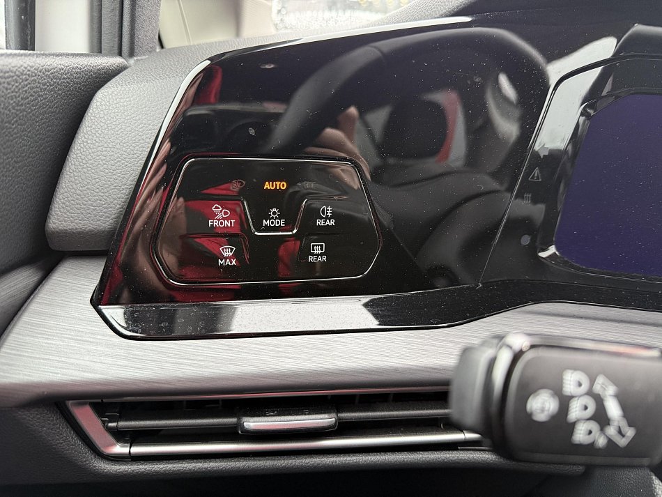 Volkswagen Golf 1.5TSi 