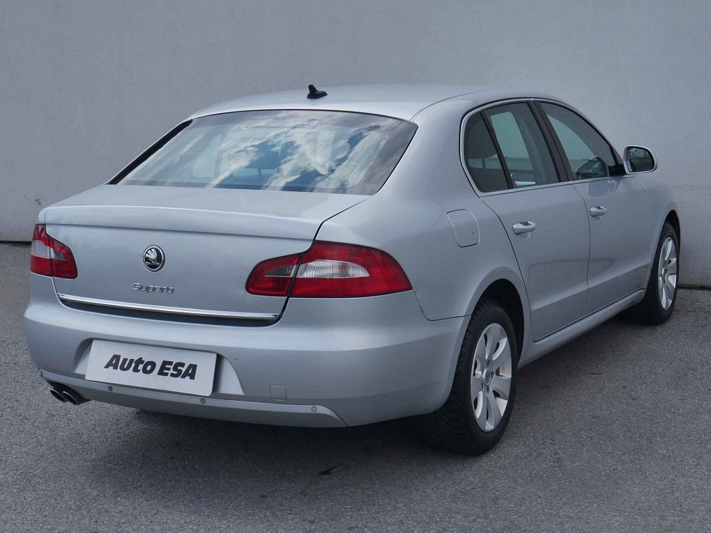 Škoda Superb II 2.0TDi Ambition