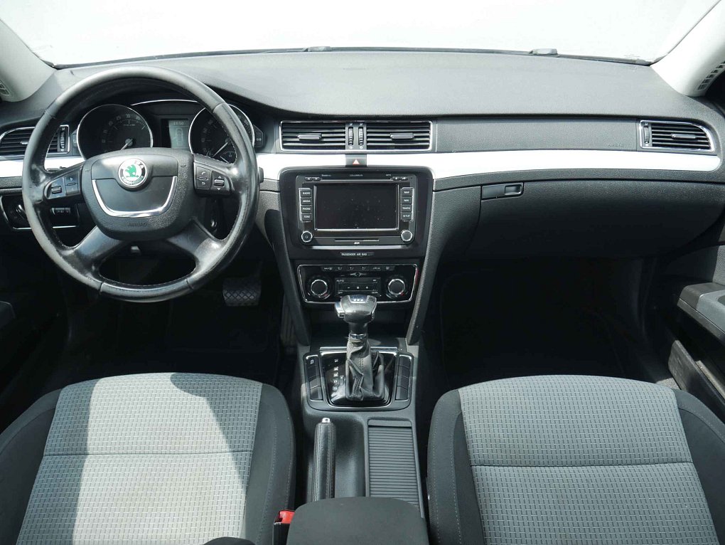 Škoda Superb II 2.0TDi Ambition