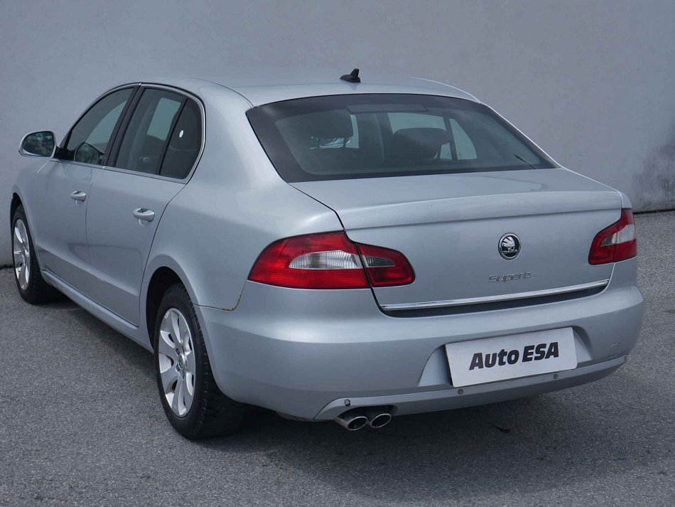 Škoda Superb II 2.0TDi Ambition