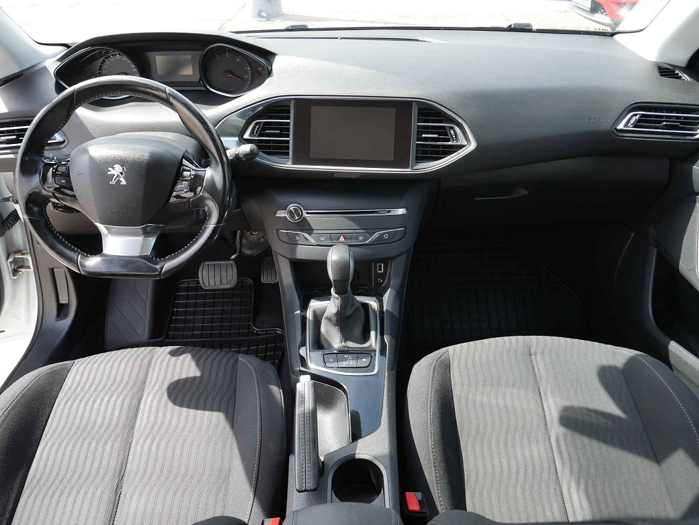Peugeot 308 1.6HDi 
