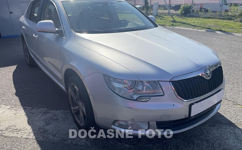 Škoda Superb II 2.0 TDi Elegance