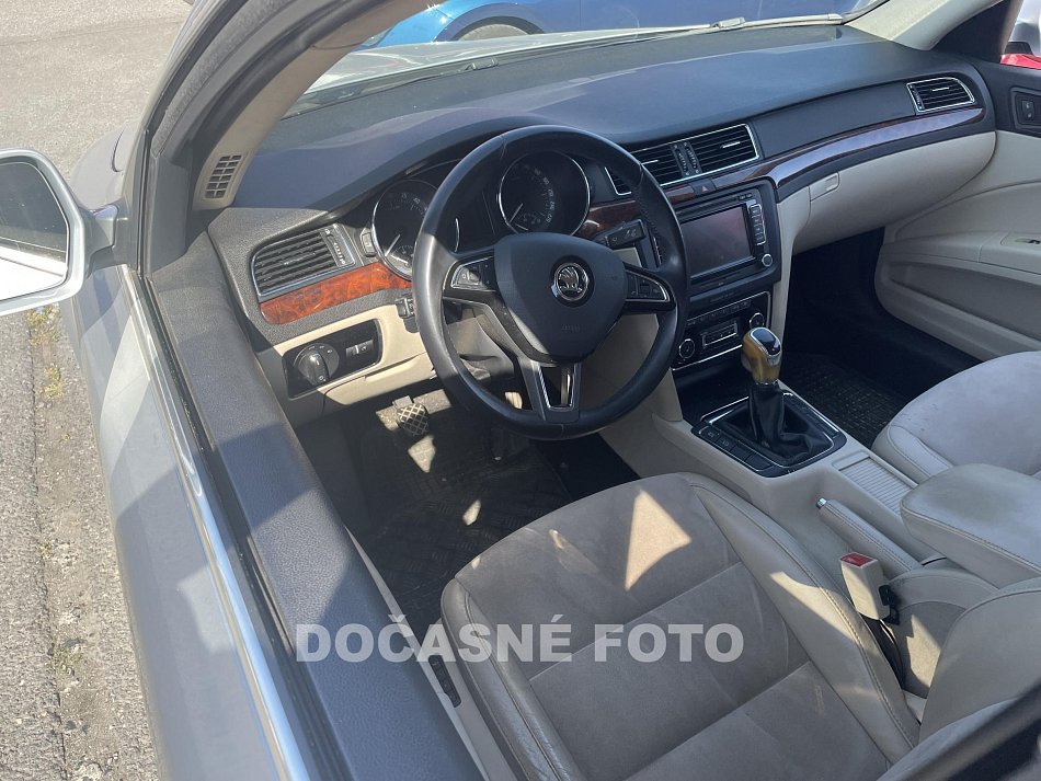 Škoda Superb II 2.0 TDi Elegance