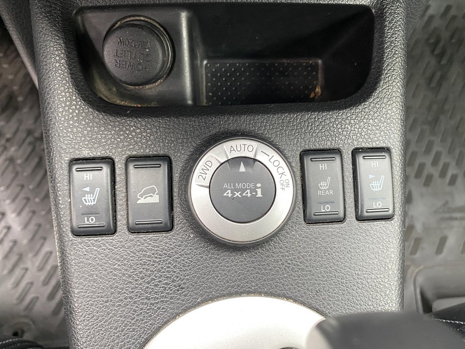 Nissan X-Trail 2.0 dCi  4x4