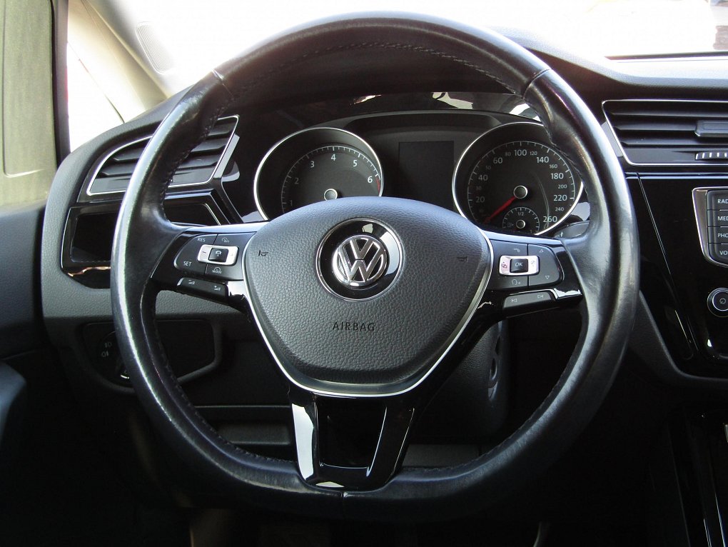 Volkswagen Touran 1.4TSi 