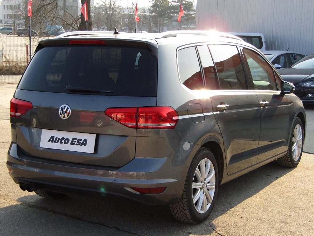 Volkswagen Touran 1.4TSi 