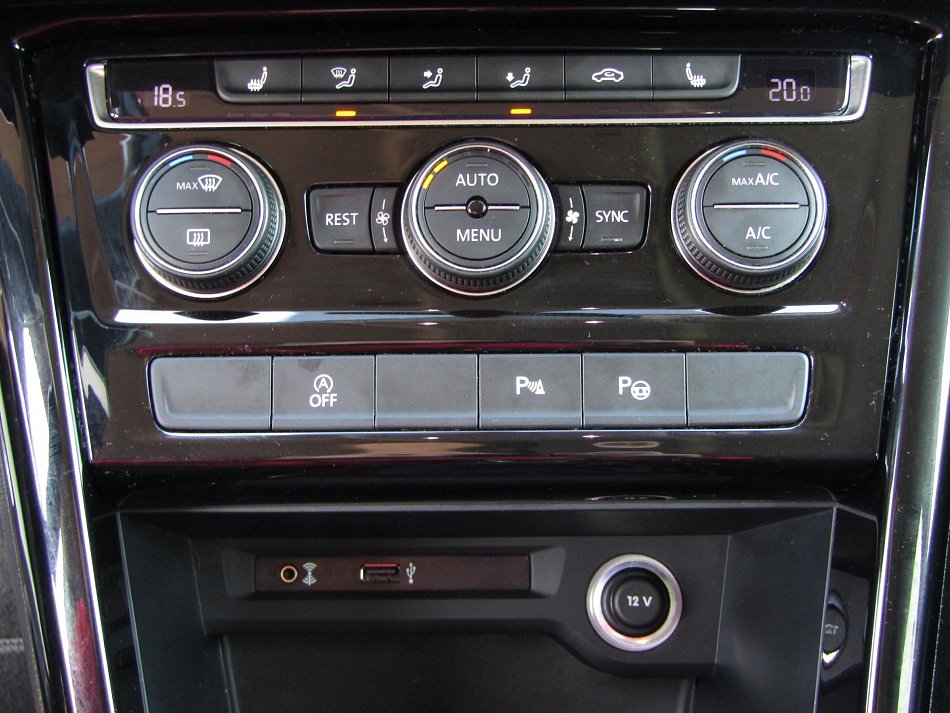 Volkswagen Touran 1.4TSi 