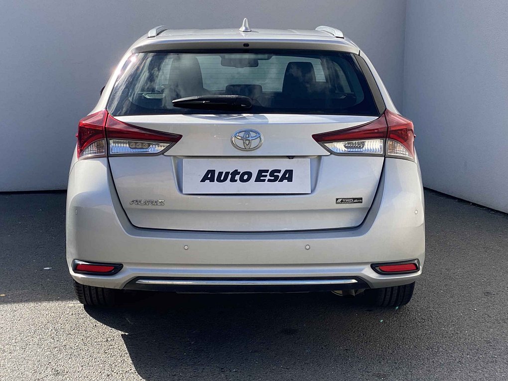 Toyota Auris 1.6VVT-i 