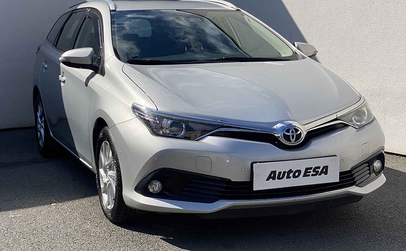 Toyota Auris 1.6VVT-i 