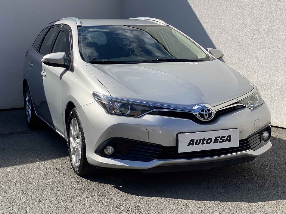 Toyota Auris 1.6VVT-i 