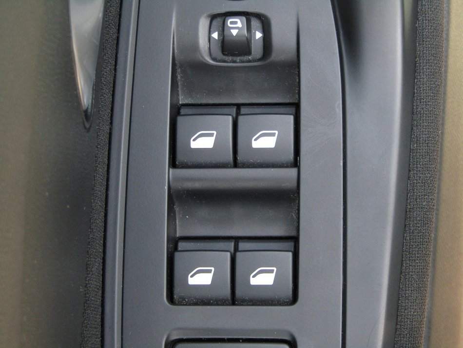 Peugeot 308 1.2PT 