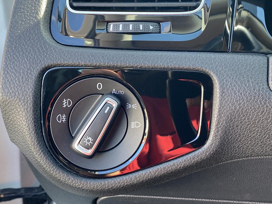 Volkswagen Golf 1.5 TSI 