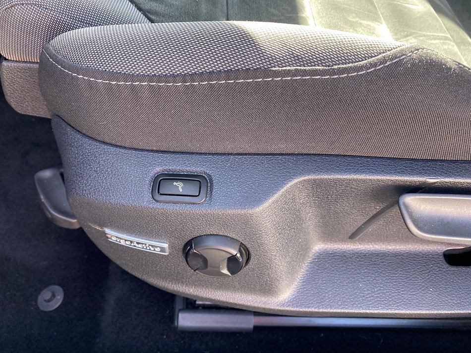 Volkswagen Golf 1.5 TSI 