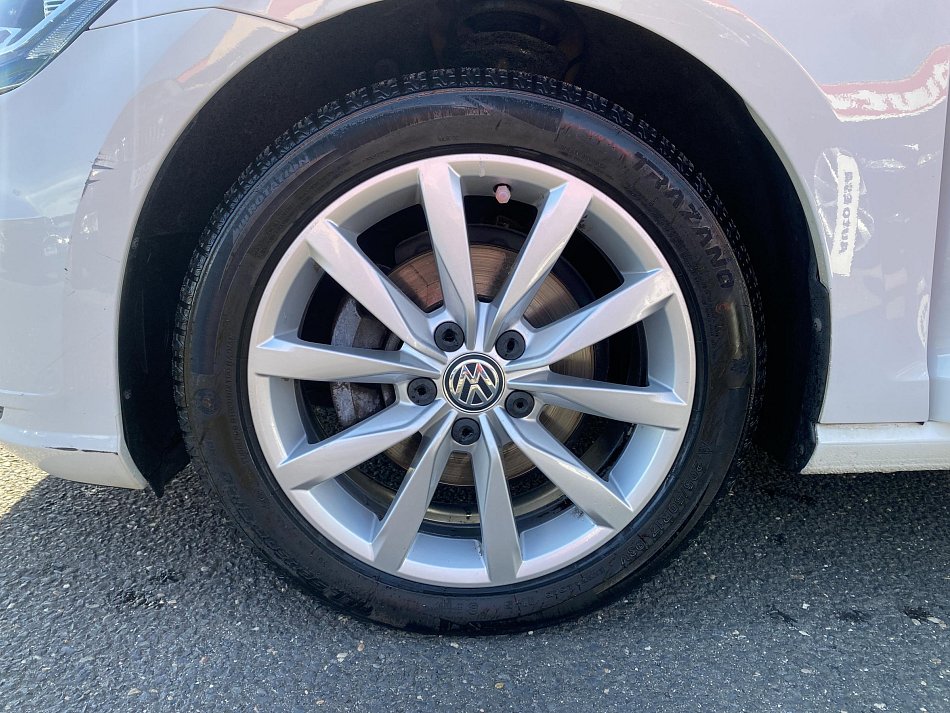 Volkswagen Golf 1.5 TSI 