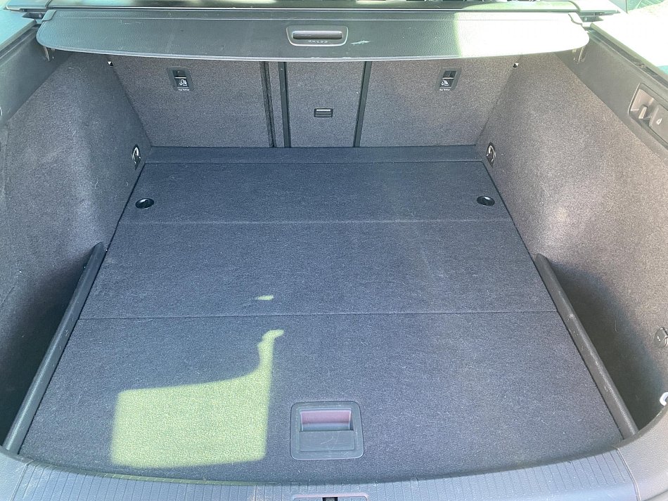 Volkswagen Golf 1.5 TSI 