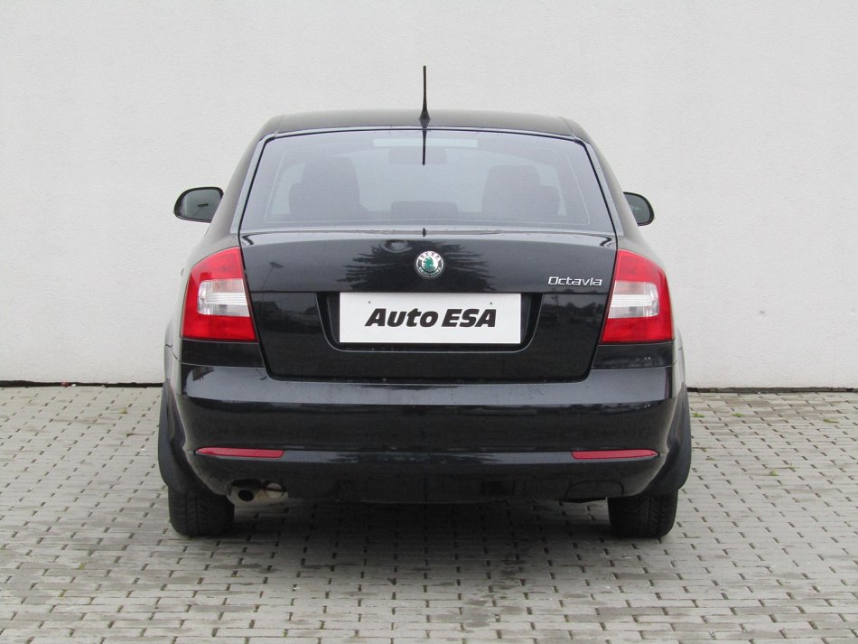 Škoda Octavia 1.6i Ambiente