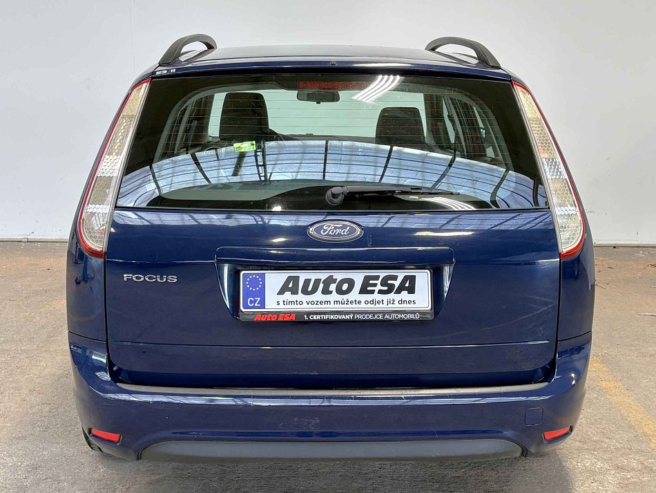 Ford Focus 1.6i 