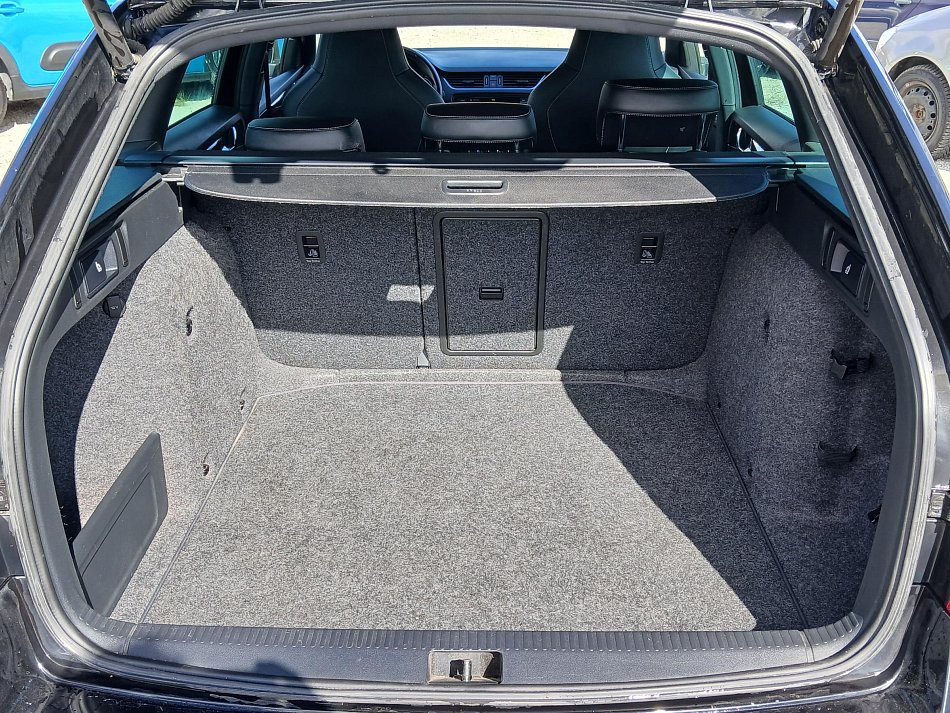 Škoda Octavia III 2.0 TDi RS