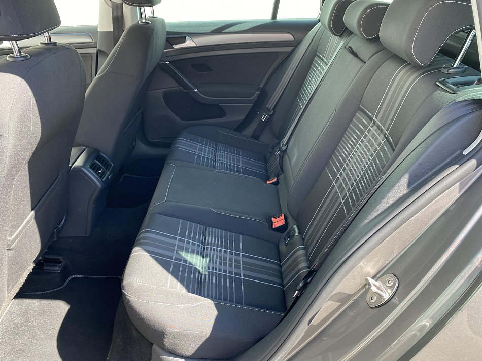 Volkswagen Golf 1.2 TSi Lounge
