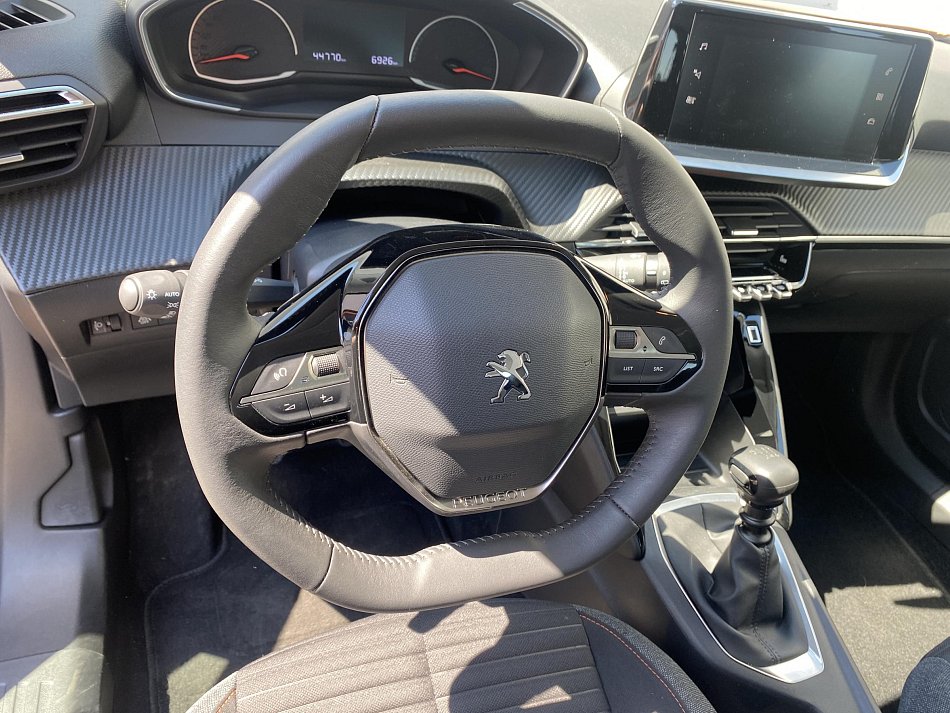 Peugeot 2008 1.2 PT Active