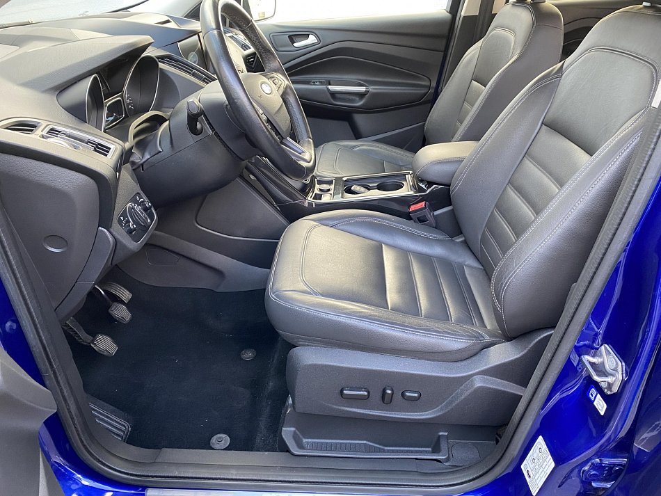 Ford Kuga 1.5 EB Titanium