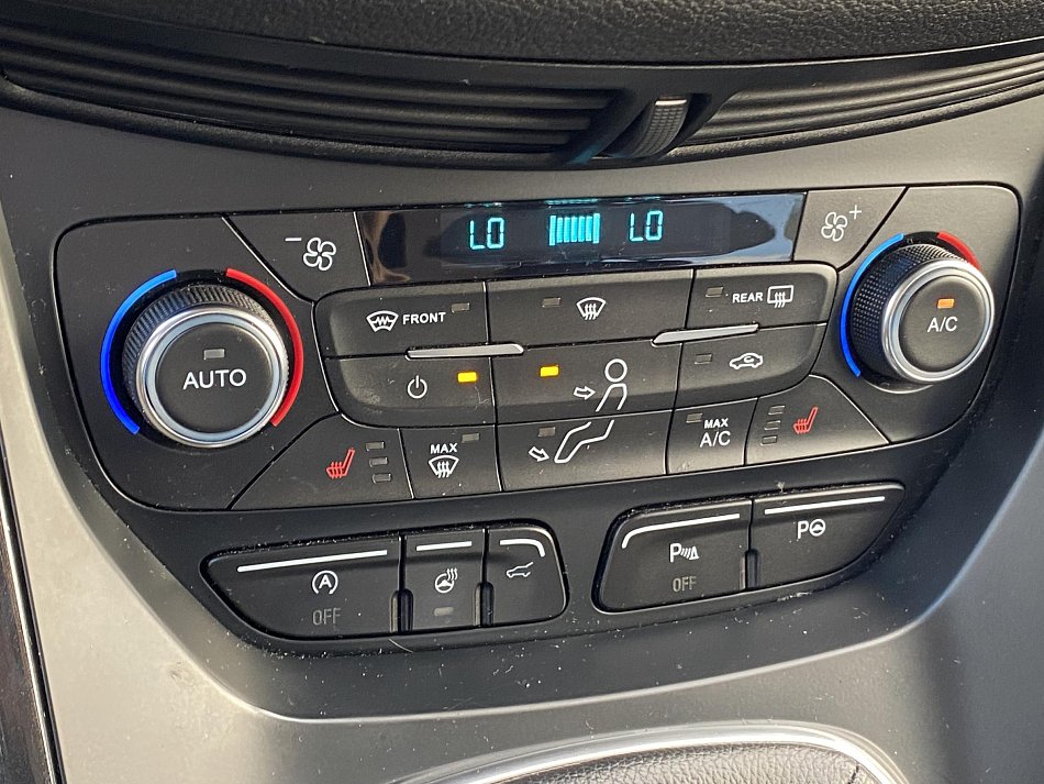 Ford Kuga 1.5 EB Titanium