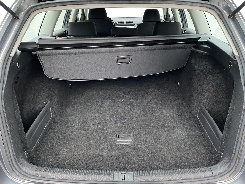 Volkswagen Passat 2.0 FSi Sportline