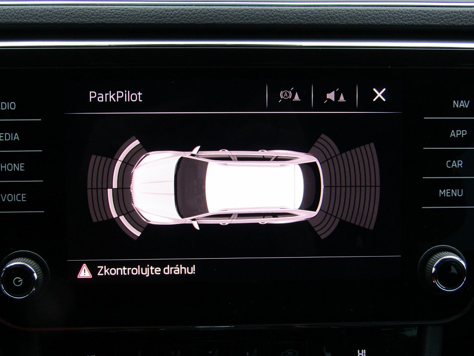Škoda Superb III 2.0 TDi Ambition 4x4