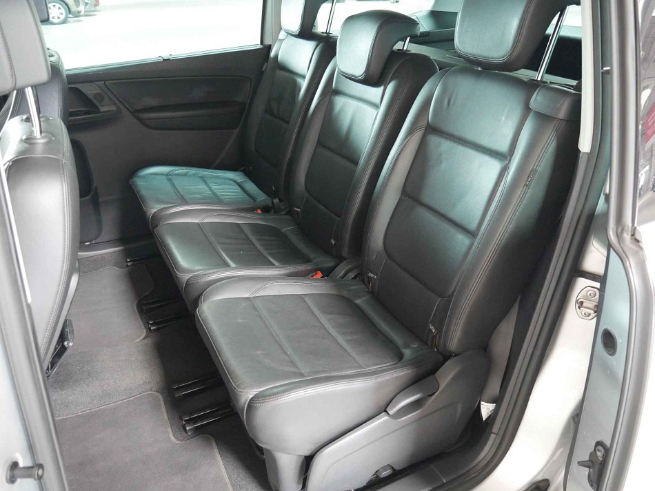 Volkswagen Sharan 2.0 TDi Highline