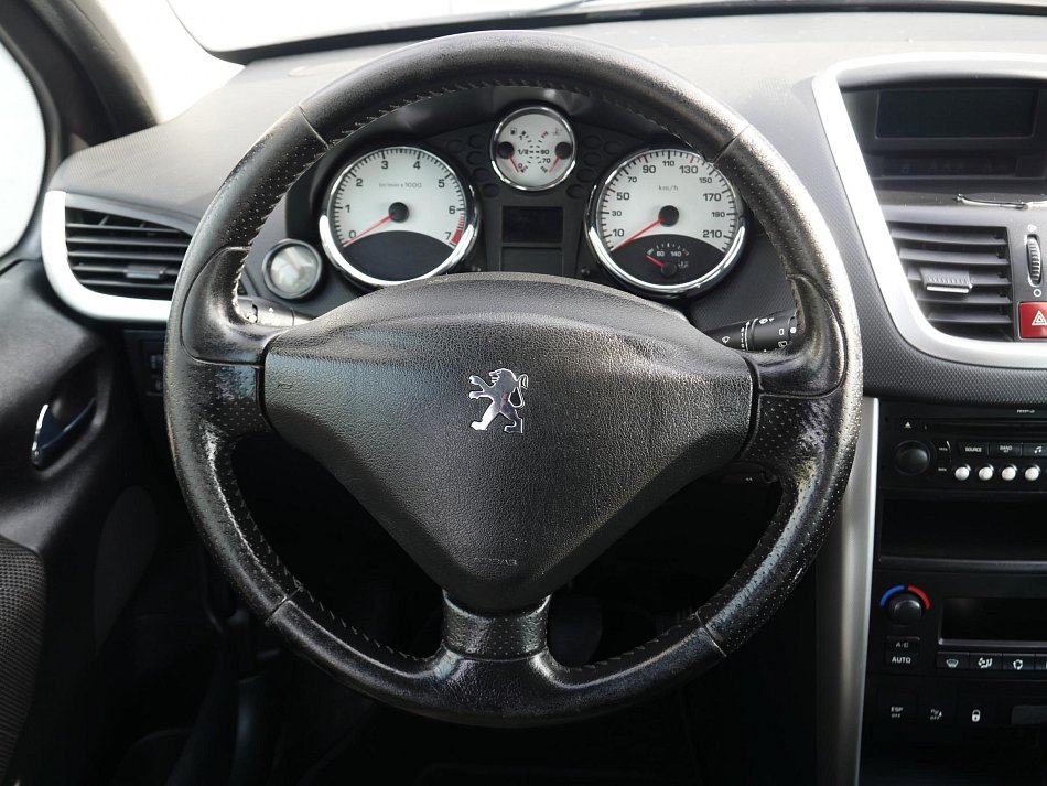 Peugeot 207 1.6i 