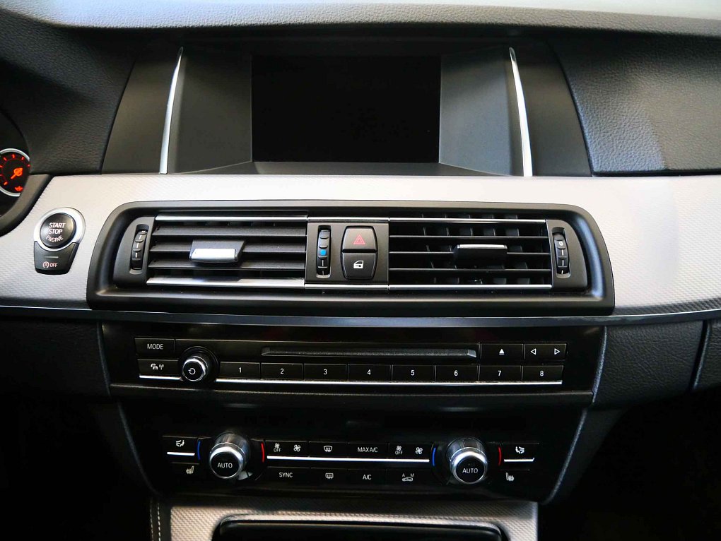 BMW Řada 5 2.0d  525D xDrive