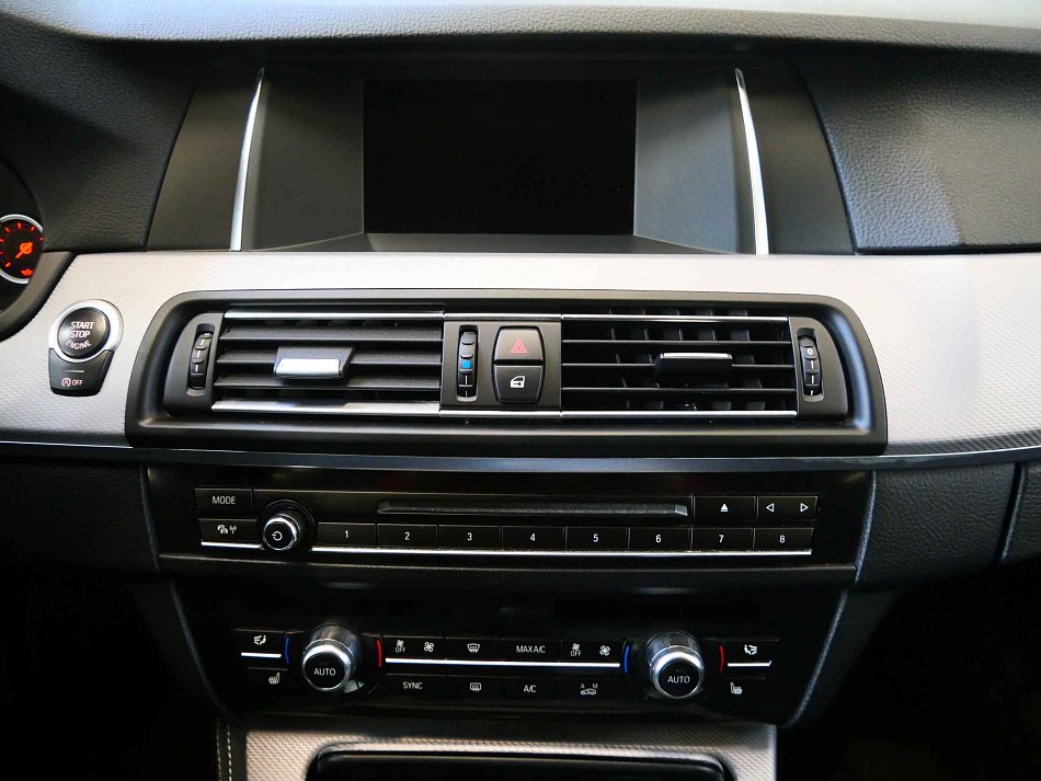 BMW Řada 5 2.0d  525D xDrive