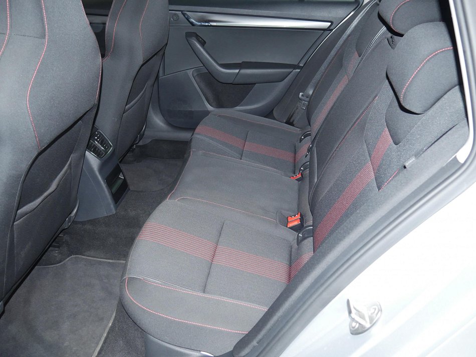 Škoda Octavia III 2.0 TSi  4x4