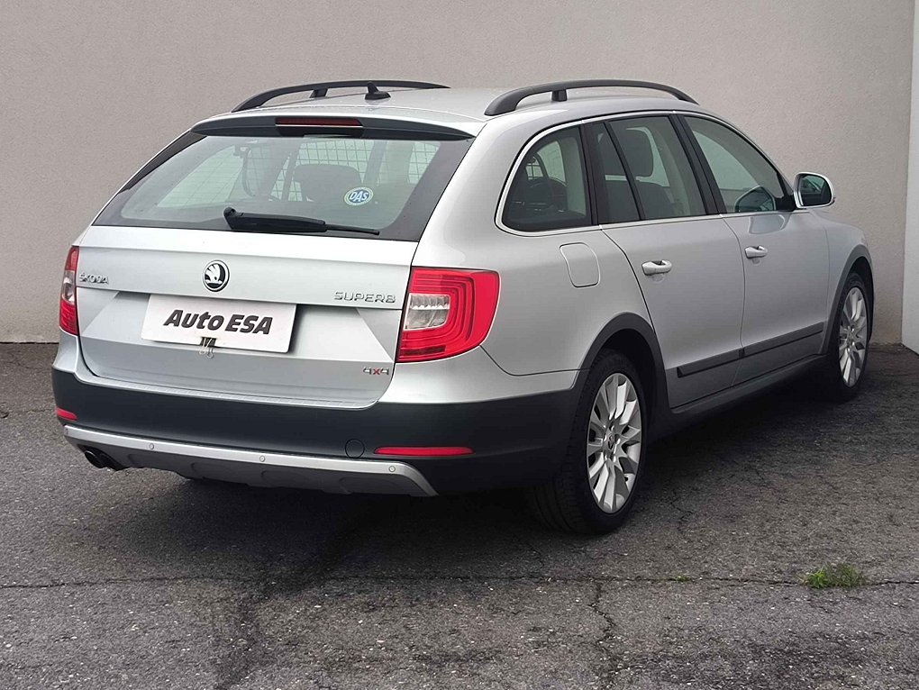 Škoda Superb II 2.0 TDi Outdoor 4x4