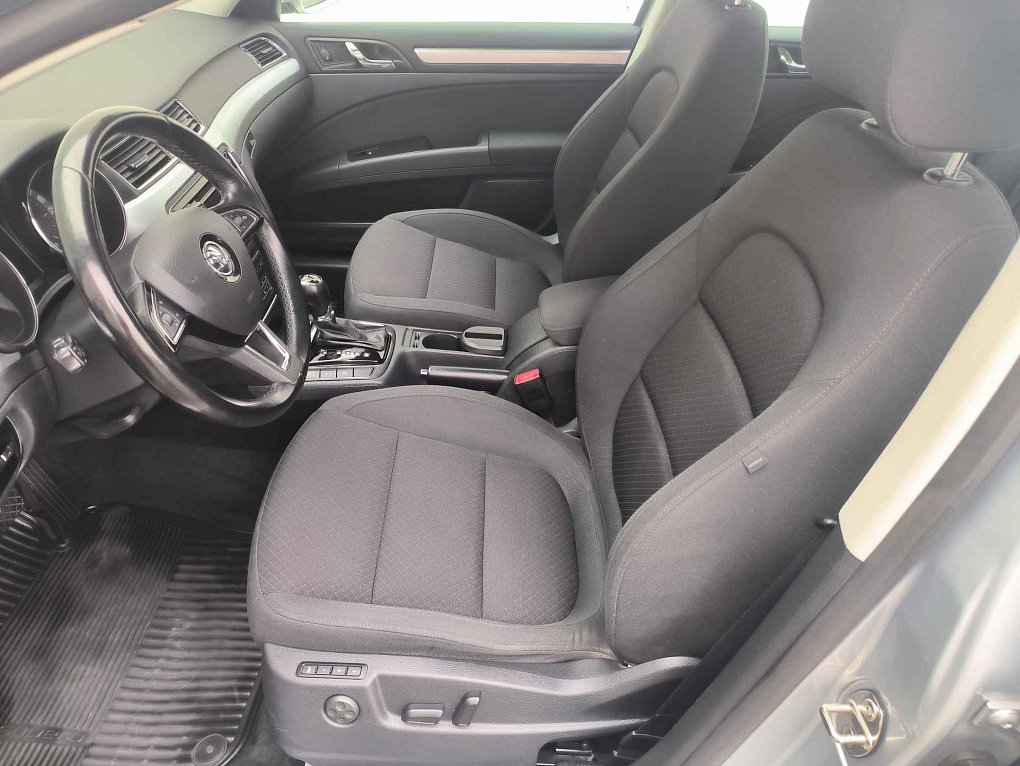 Škoda Superb II 2.0 TDi Outdoor 4x4