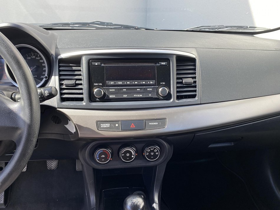 Mitsubishi Lancer 1.6 i  LPG