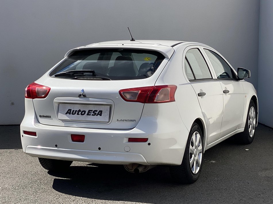 Mitsubishi Lancer 1.6 i  LPG