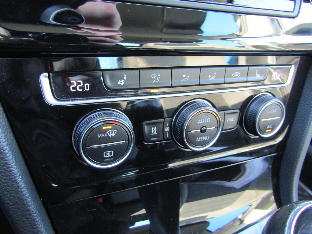 Volkswagen Golf 1.4TSi Highline