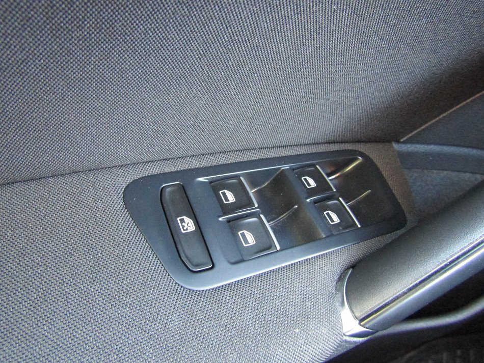 Volkswagen Golf 1.4TSi Highline