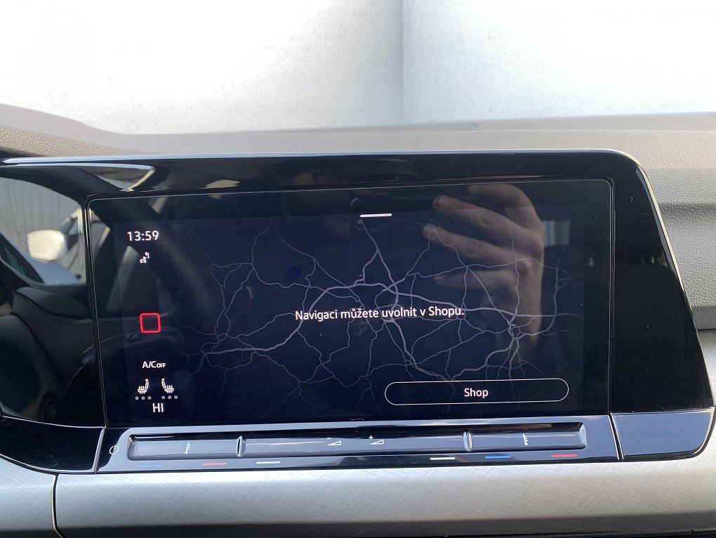 Volkswagen Golf 1.5TSi Life