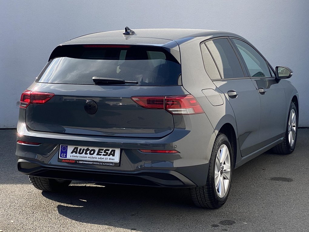 Volkswagen Golf 1.5TSi Life