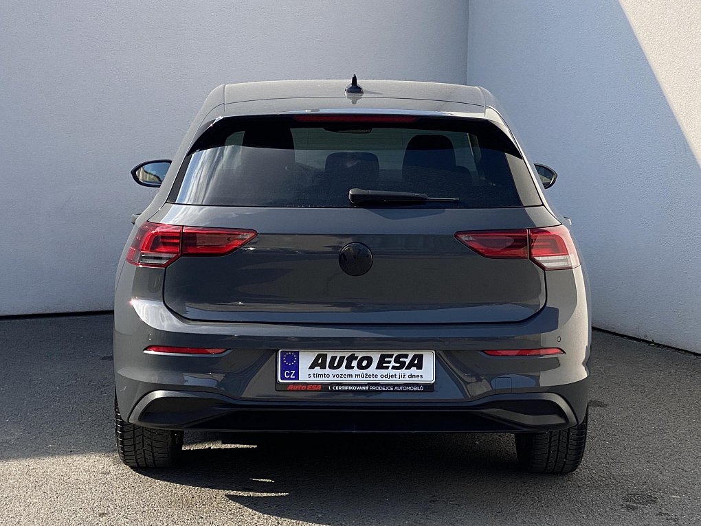 Volkswagen Golf 1.5TSi Life