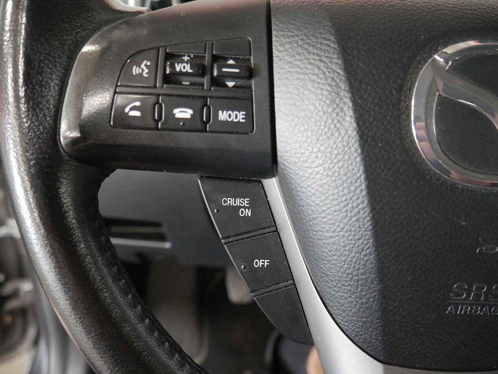 Mazda 3 2.0 i 